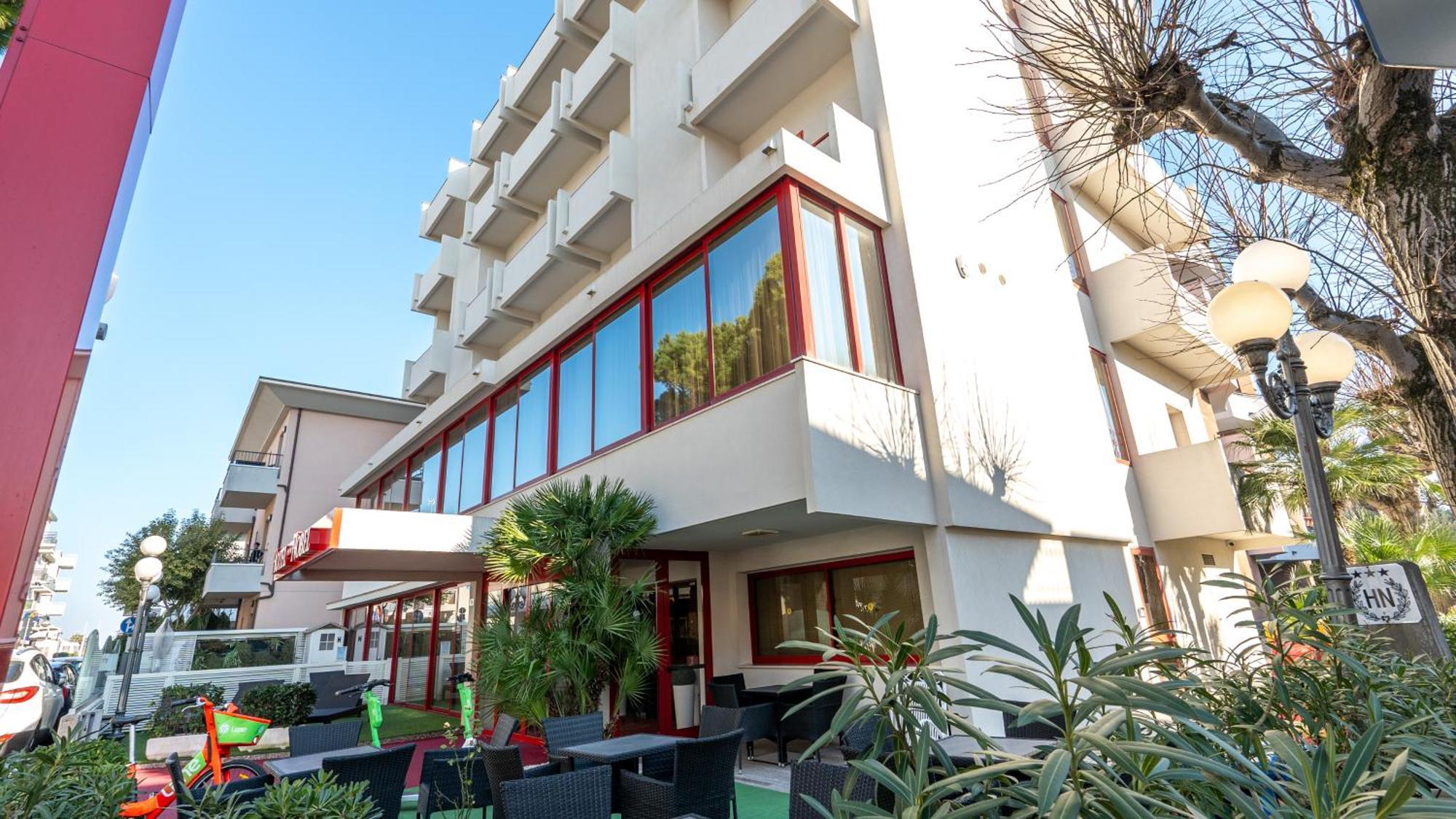 Hotel Nobel Rimini Exterior photo