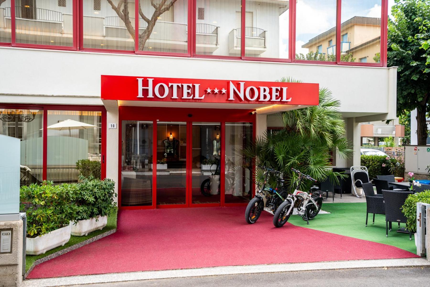 Hotel Nobel Rimini Exterior photo