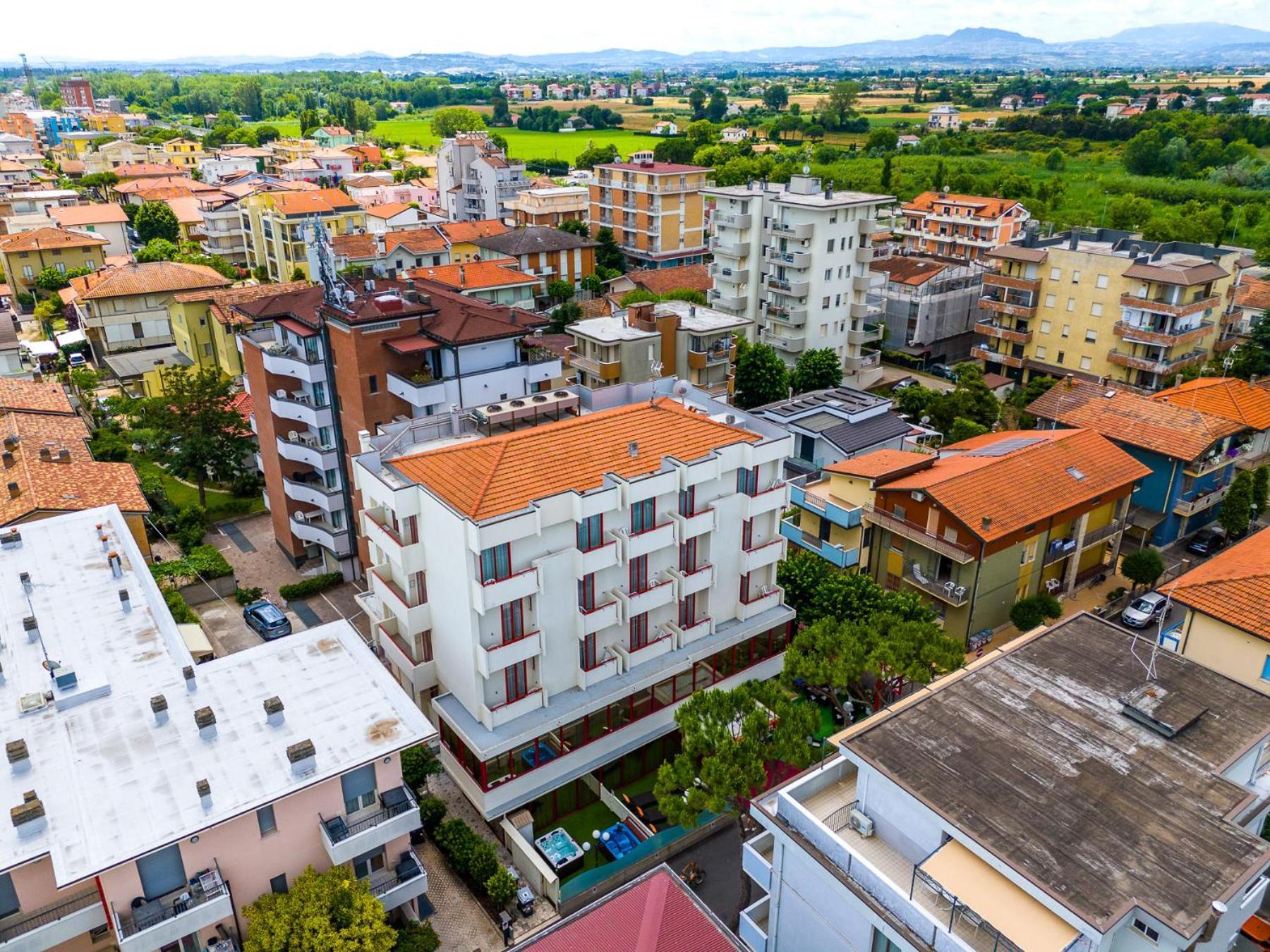 Hotel Nobel Rimini Exterior photo